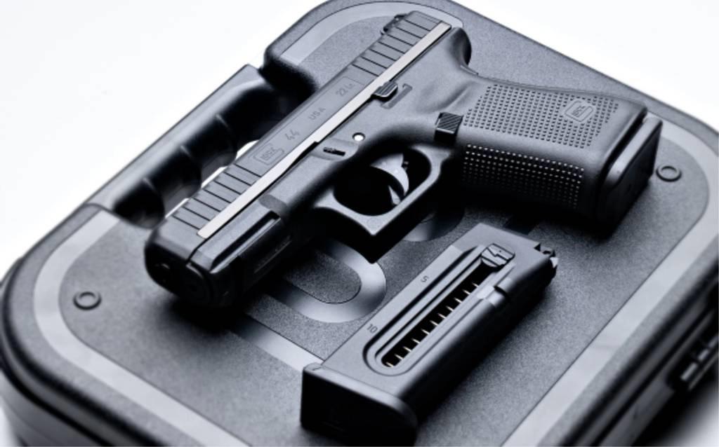 Glock 44 .22 LR maroklőfegyver